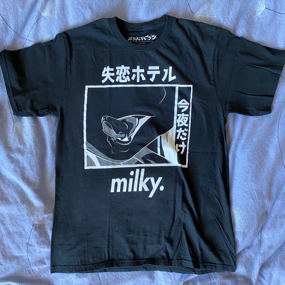 Welcome to Heartbreak “Milky” tee